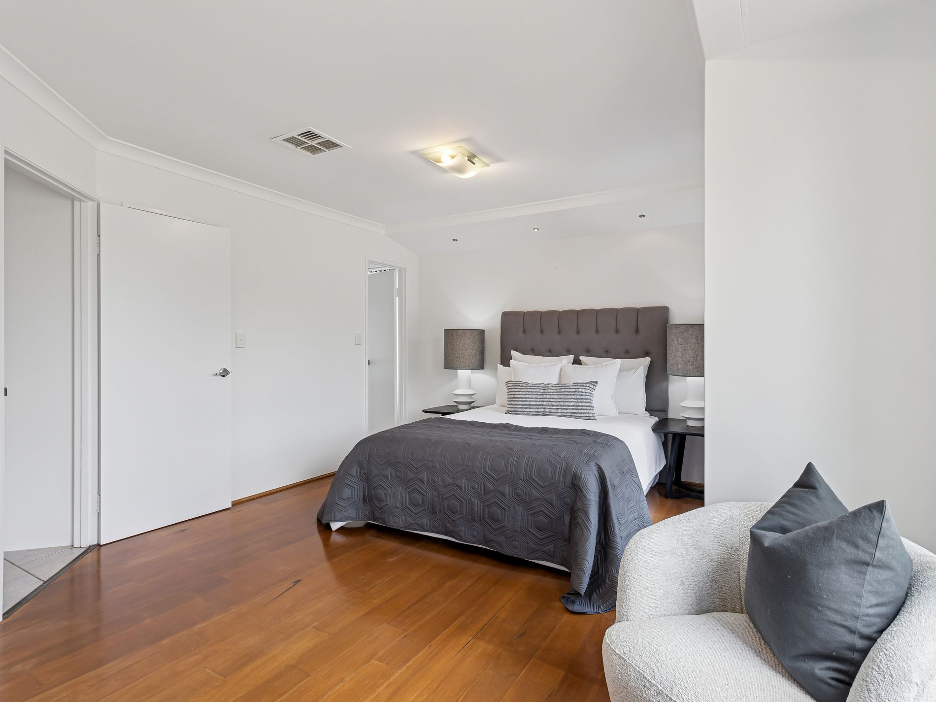 37 Star Bush Crescent, Ellenbrook