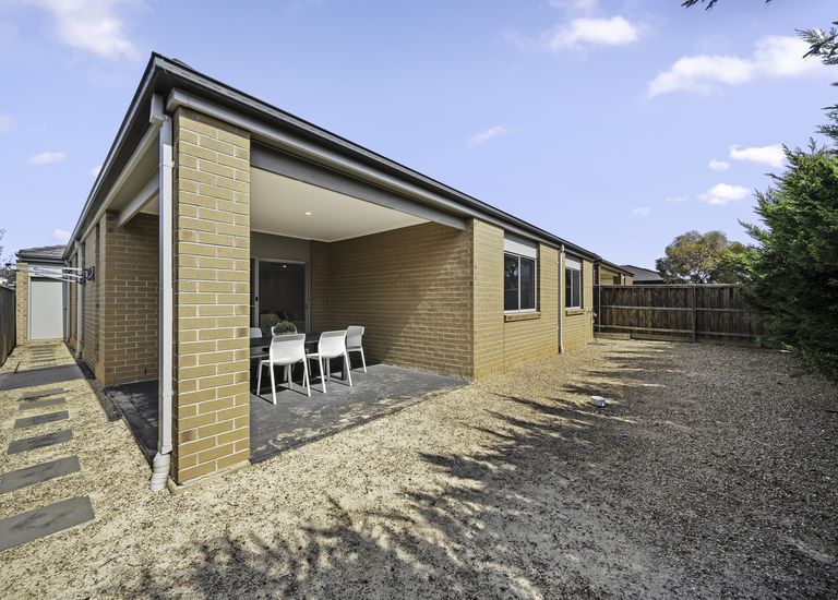 6 Elgata Way, Werribee