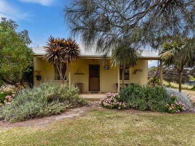 1 Arthur Street, Beachport