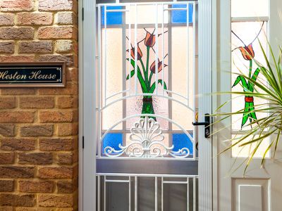 25 Heston Court, Somerville