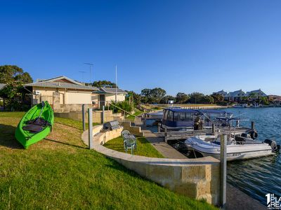 Unit 12 / 1 Waterside Dr, Dudley Park