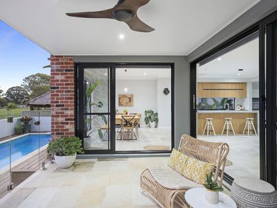 90 Bamboo Avenue, Benowa