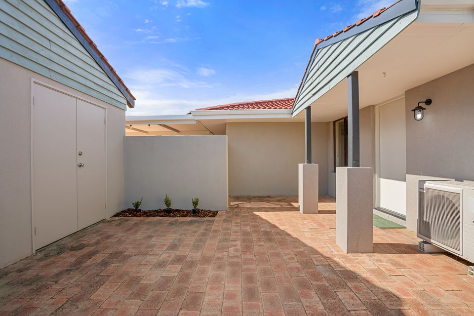 43 TRADE WINDS DRIVE, Safety Bay