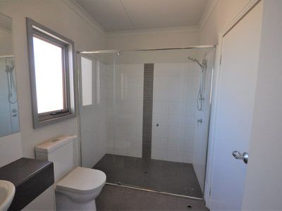 15 SPINIFEX Street, Newman