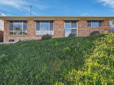 33 Fourth Avenue, Dodges Ferry