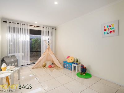 11 Torresian Place, Heritage Park