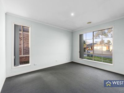 5 Bunjil Way, Tarneit