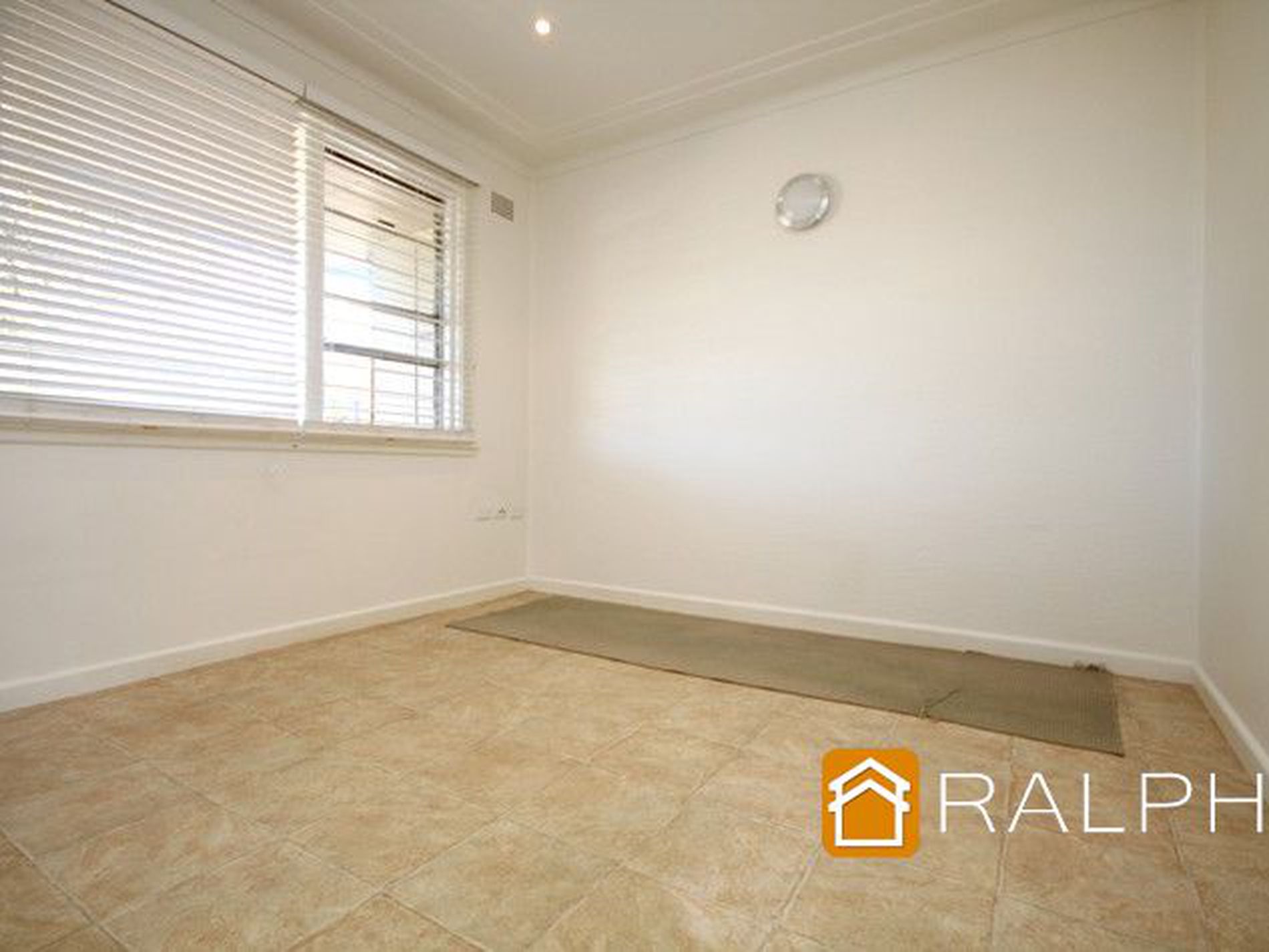 2A Rosemont Street North, Wiley Park