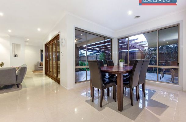 72 Axminster Drive, Craigieburn