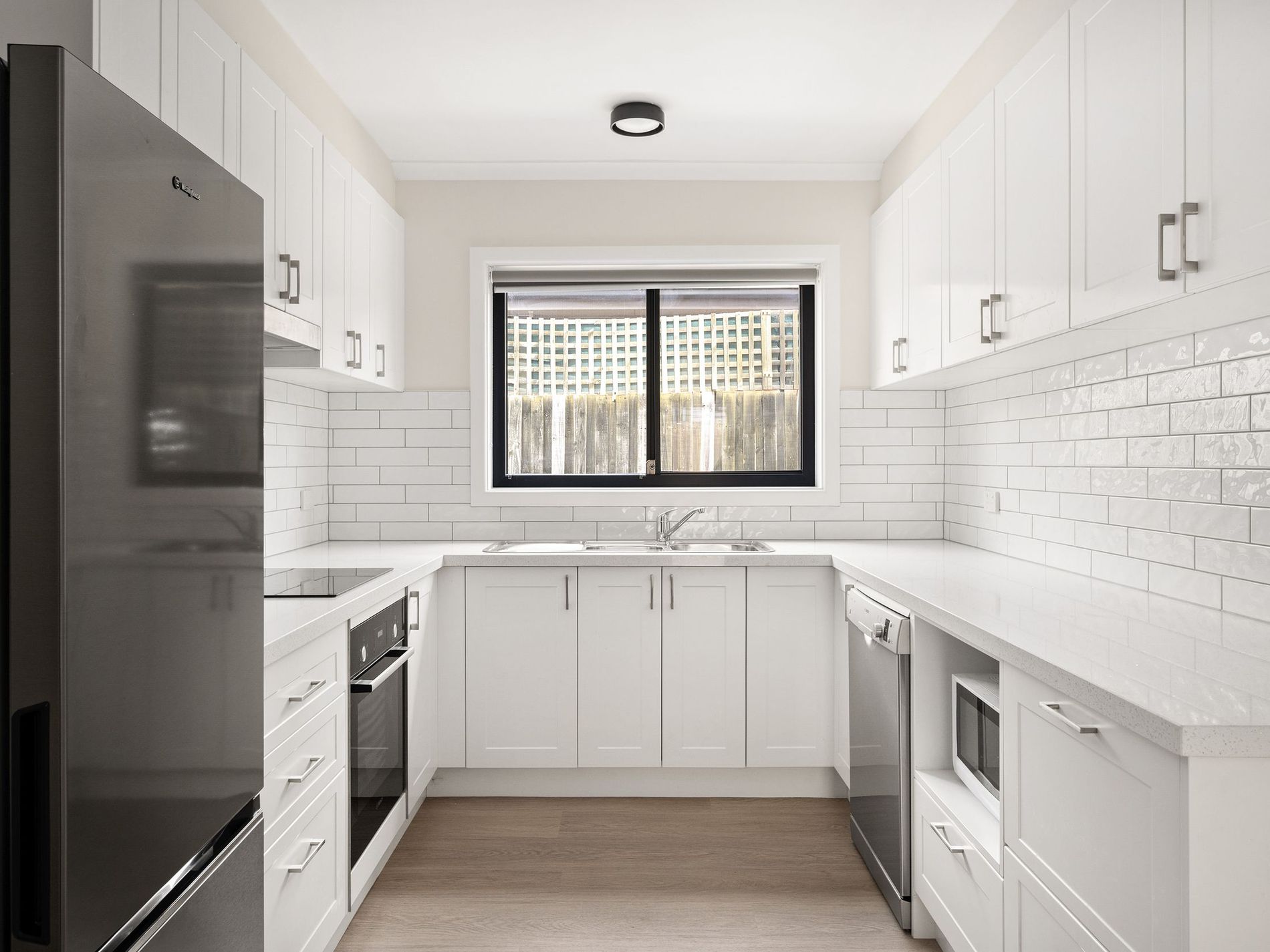 2/4 Donne Street, Coburg