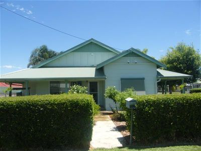 32 Grenfell St, Forbes