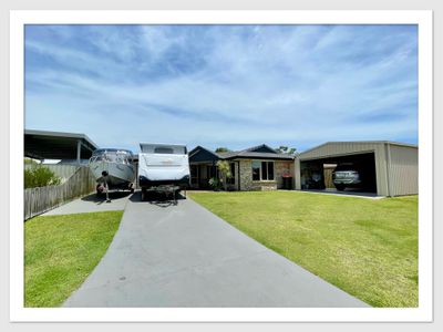 11 King Arthur Court, Urangan