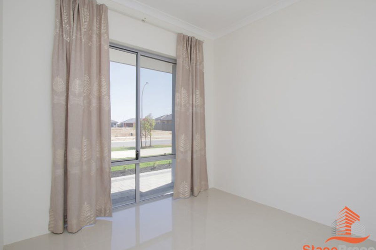 20 Greywacke Entrance, Piara Waters