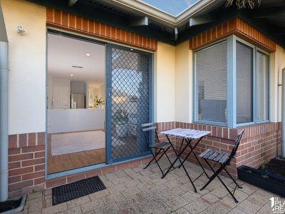 Unit 12 / 1 Waterside Dr, Dudley Park