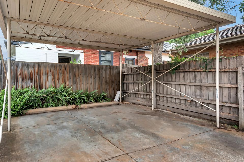2 / 21 Hobart Road, Murrumbeena