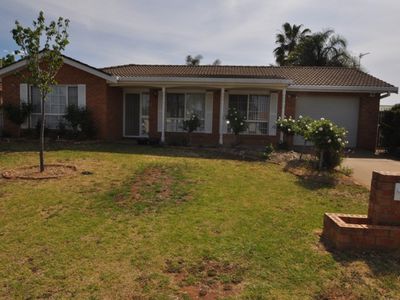 3 Gregory Court, Dubbo