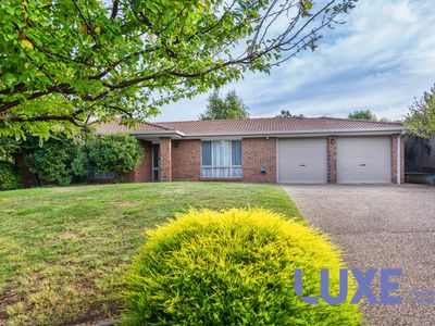 42 Woodfull Loop, Gordon