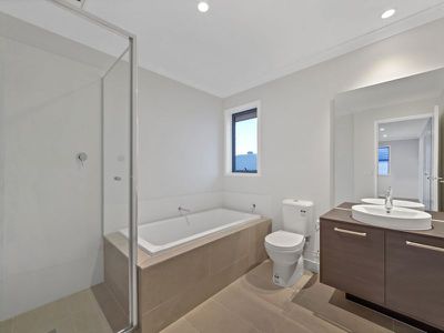 21 Destiny Drive, Cranbourne North