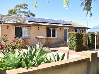 25 Dugga Street, Peak Hill