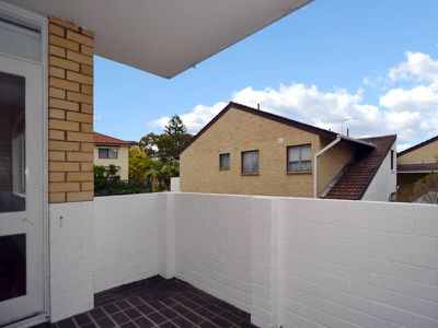 2 / 128 Lawrence Street, Freshwater