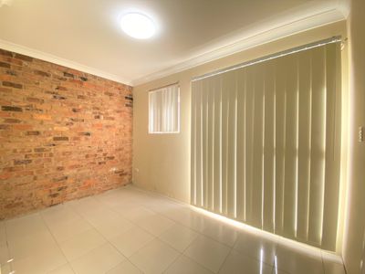 4/14 Central Avenue, Westmead