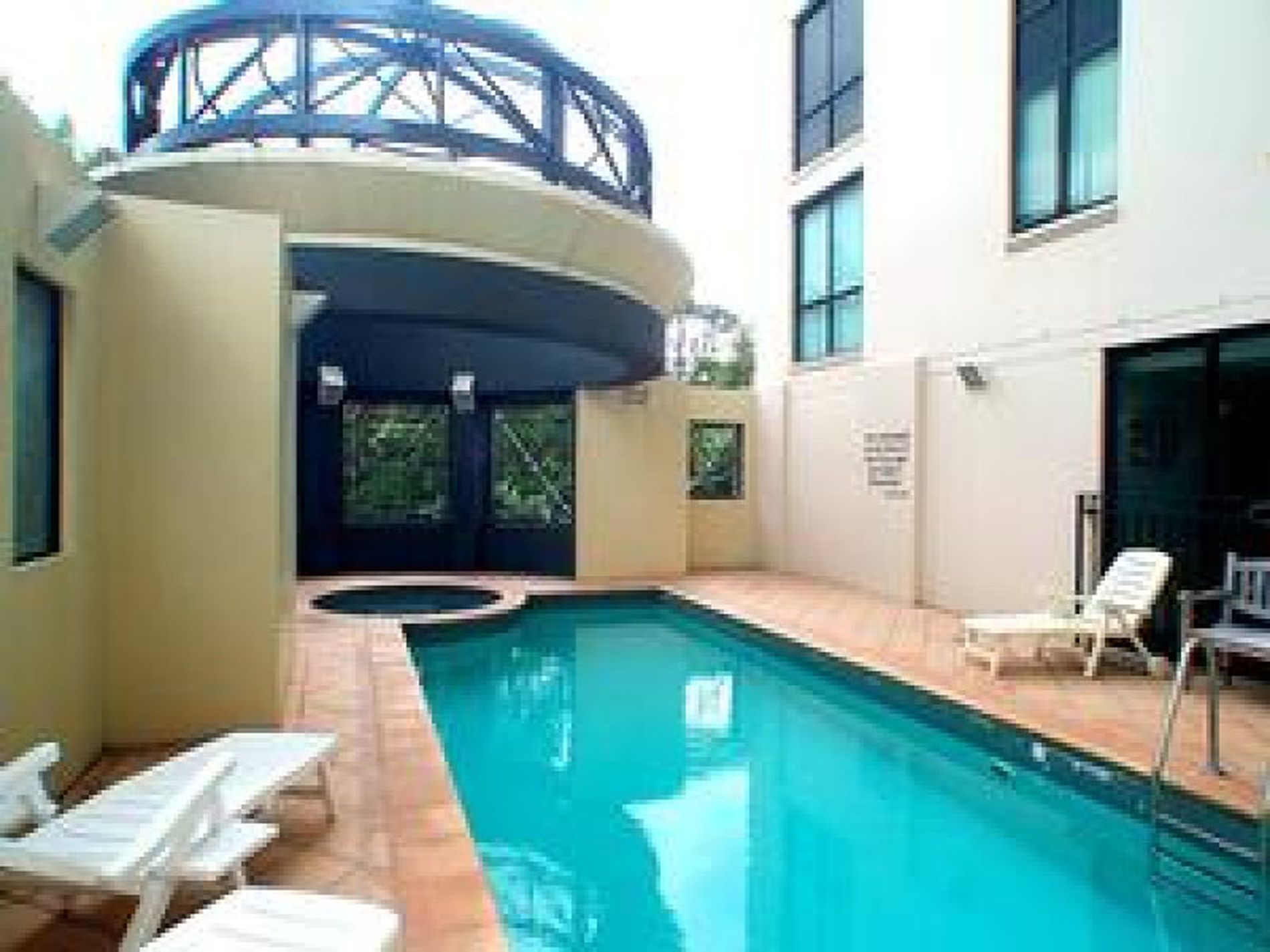 3 / 237 Miller Street, North Sydney