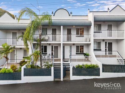 5 / 29-33 Victoria Street, North Ward