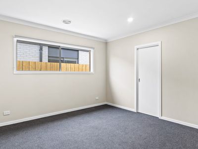 17 Prana Way, Werribee