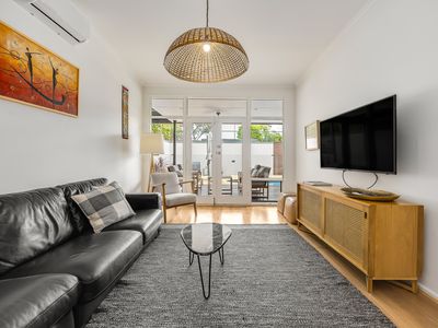 161 Sixth Avenue, Royston Park