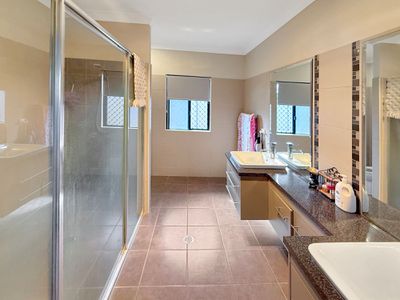 7B SERENITY COURT, Tolga