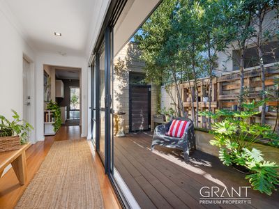 5B Raymond Street, Mount Pleasant