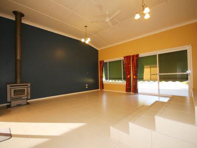 9 THOMPSON PLACE, Gunnedah