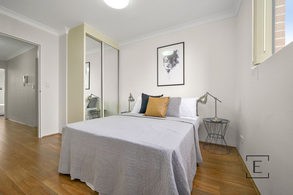 26 / 11 Crane Street, Homebush