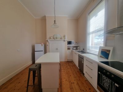 11 Railway Terrace, Beachport