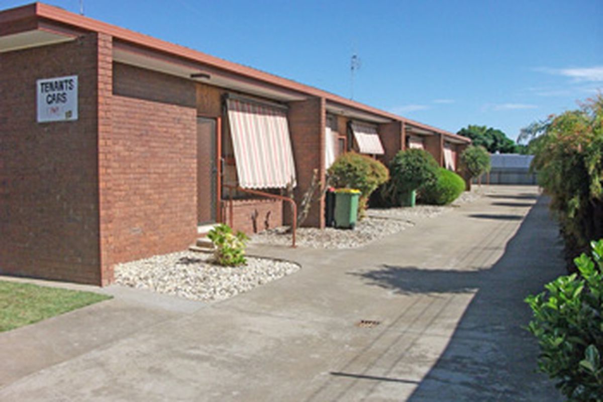 2 / 13 Edis Street, Kyabram