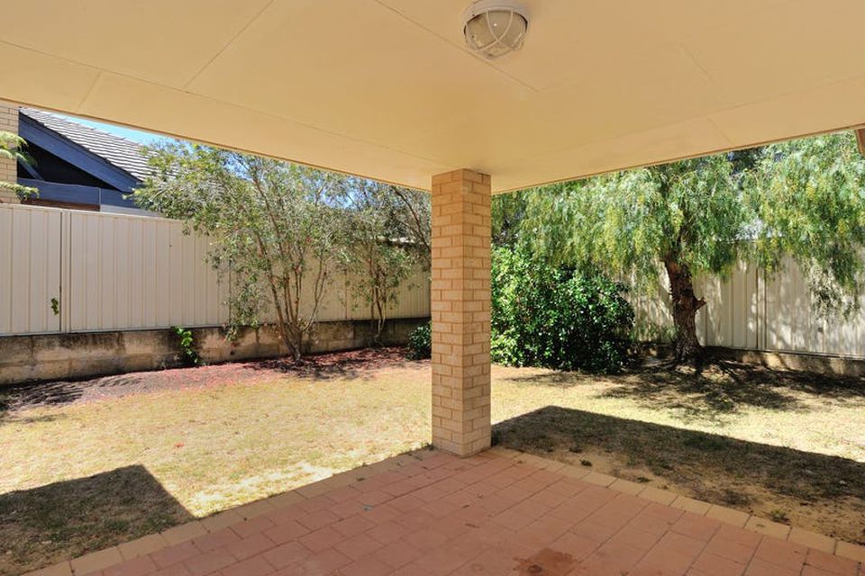 15 Edgecumbe Terrace , Baldivis
