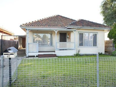 67 Station Road, Deer Park