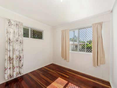 14 Mornington Crescent, One Mile