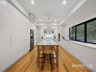 7 Yale Close, Douglas