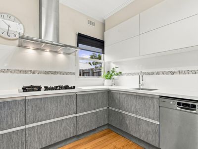 15 MacArthur Street, Sale