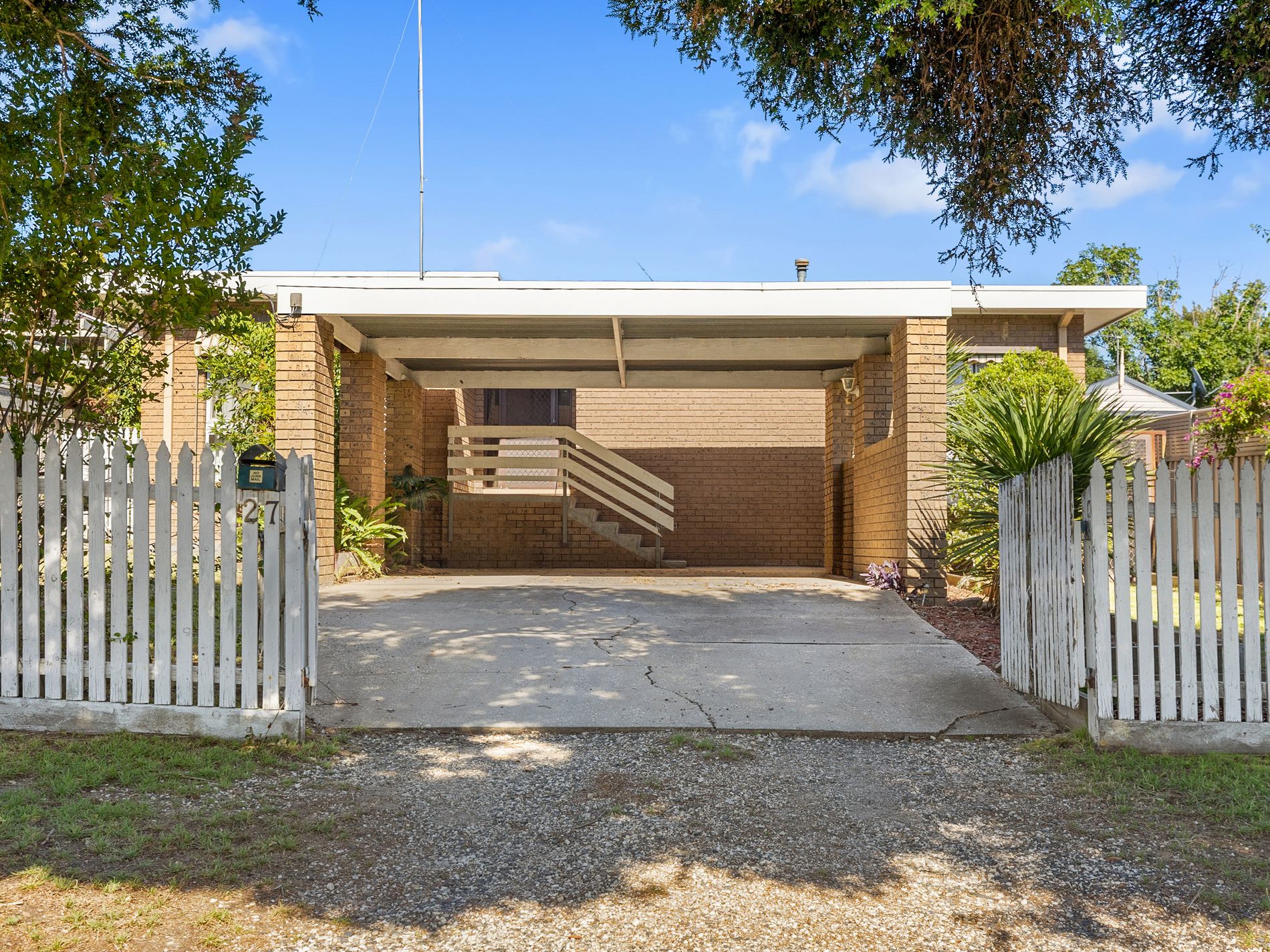 27 Redbank Road, Seymour