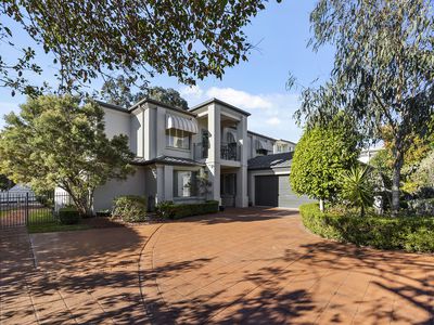 8 Casuarina Street, Bridgeman Downs