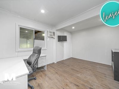 4 / 64 Heathcote Road, Moorebank