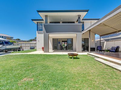 25 Flagtail Outlook, Yanchep
