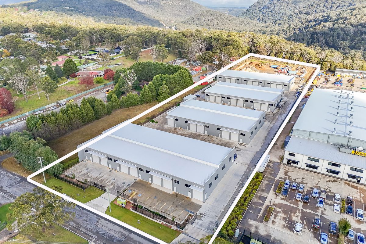 16 Drapers Road, Braemar