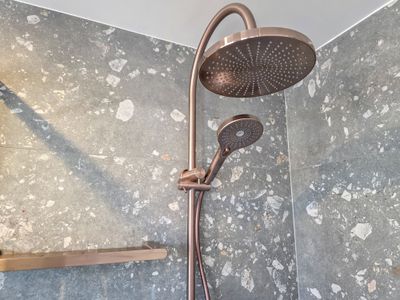 2 / 508 Beach Road, Denhams Beach