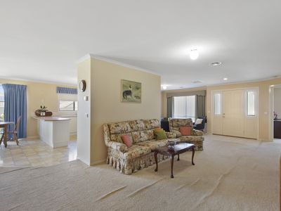 22 MARENGO ROAD, Seymour