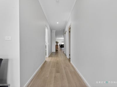 10 Riverton Boulevard, Harkness