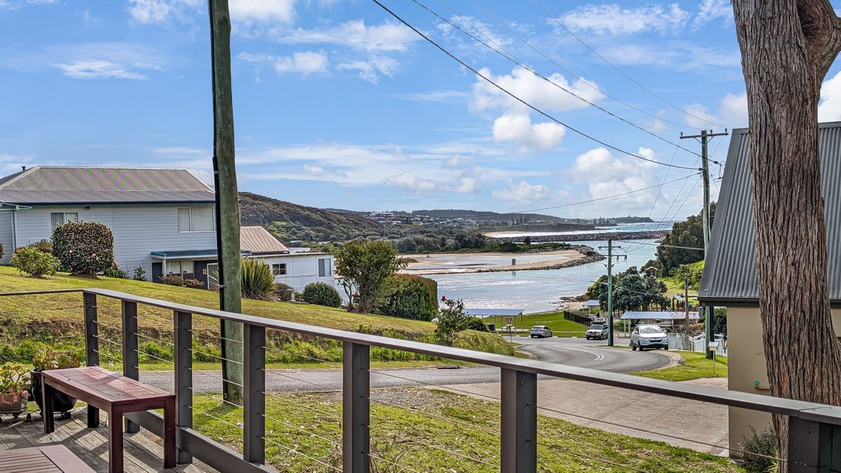 8A Noorooma Crescent, Narooma