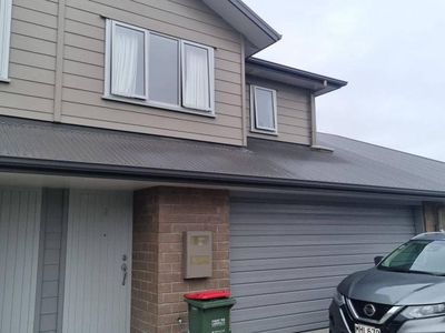 6 / 27 Jones Crescent, Melville